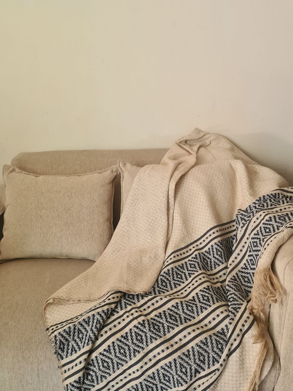 Throw blanket